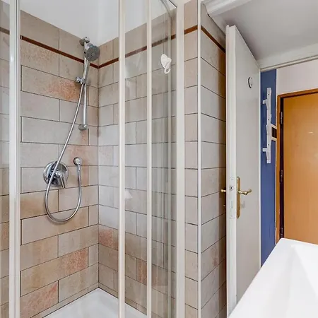 Apartment Ferravilla Apt, 2 Min To Subway! *