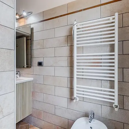 Ferravilla Apt, 2 Min To Subway!