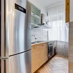Ferravilla Apt, 2 Min To Subway! Διαμέρισμα